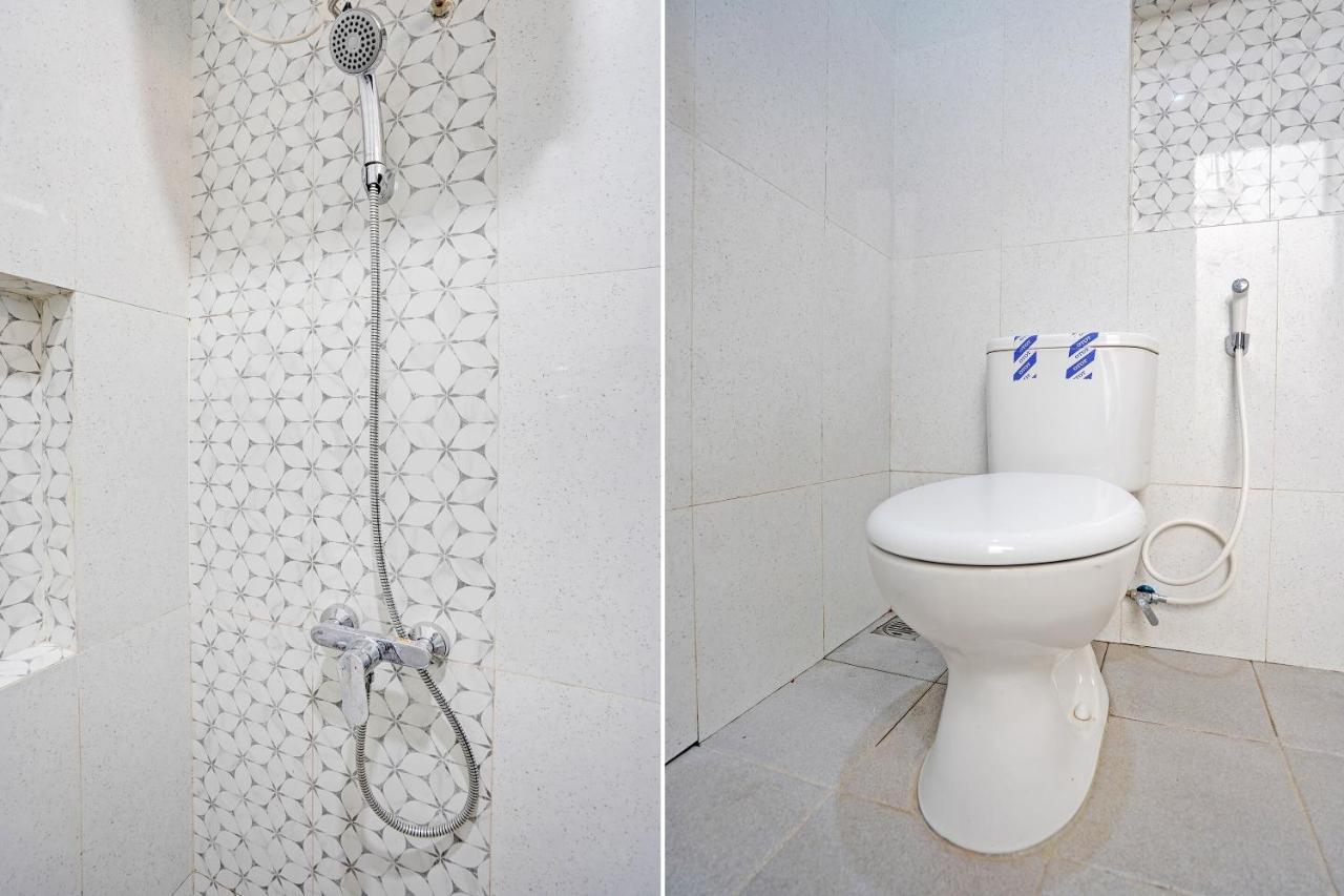 Oyo 92435 Sunlo Cozy Home Family Homestay Syariah Surabaya Dış mekan fotoğraf